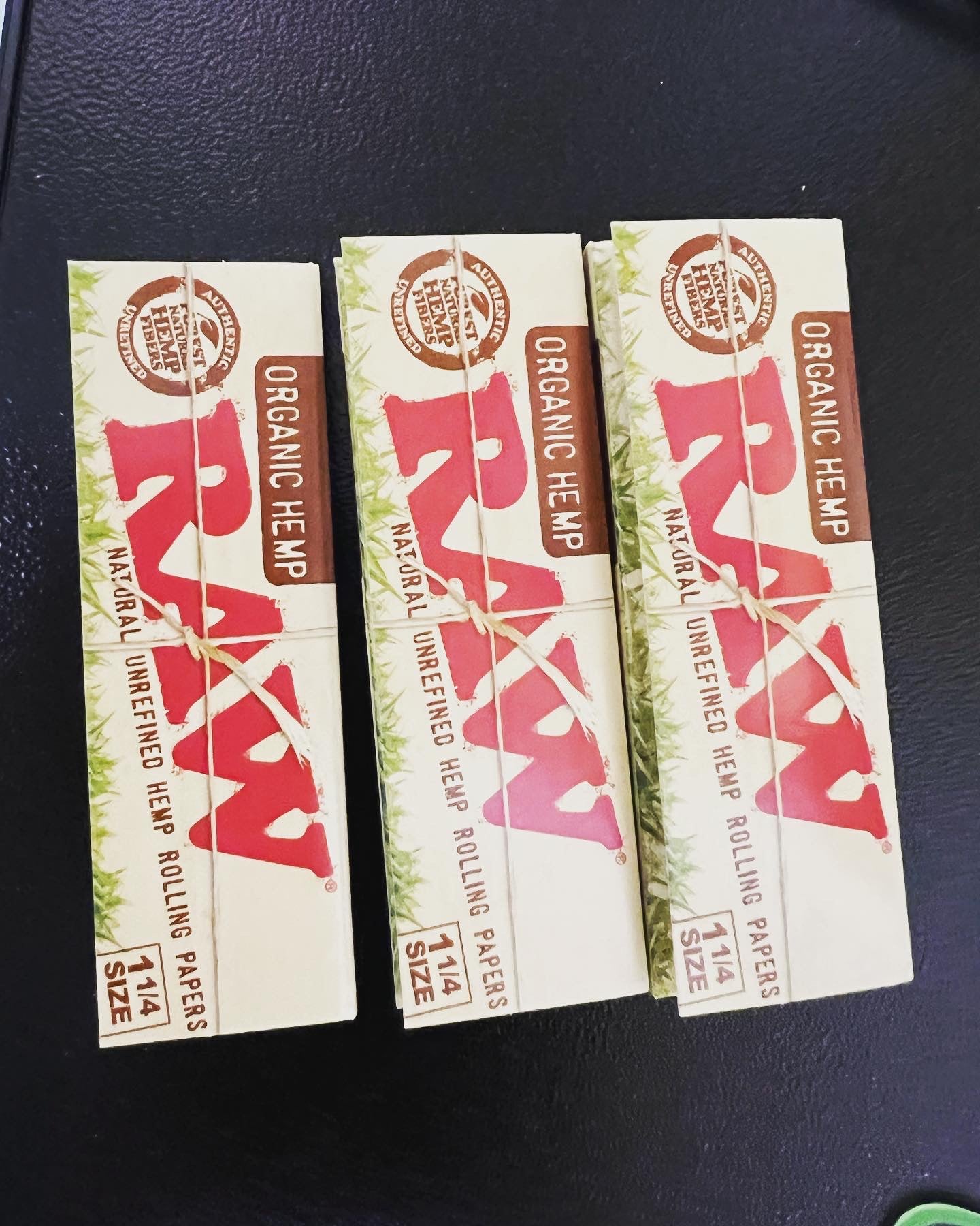 Raw Organic 1 1/4 Size 50 Papers Rolling Papers (3 Pack)