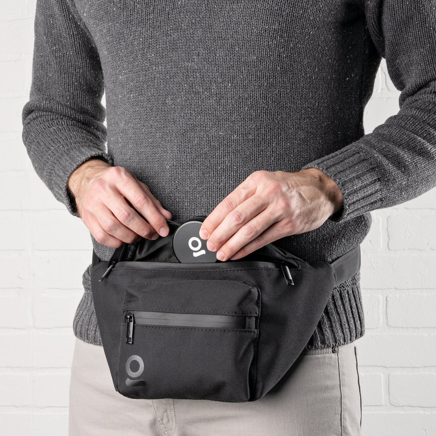 Ongrok Carbon-lined Fanny Pack / Travel Pouch